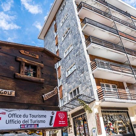 Stay In Cervinia Deluxe Apartment Бройл-Червиня Екстериор снимка